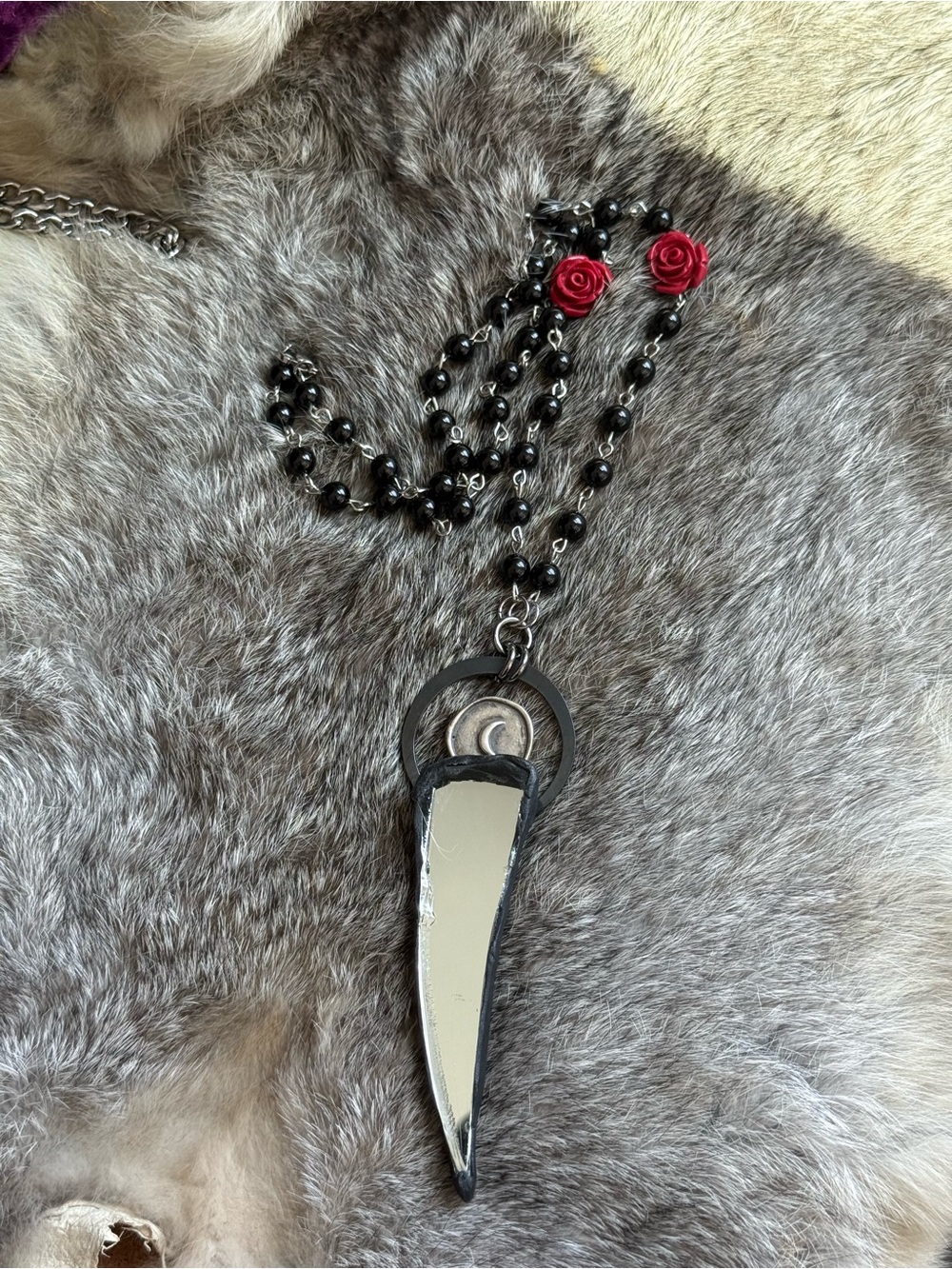 Black Beaded Necklace with Red Rose Accents and broken mirror shard gothic boho - Picture 10 of 11